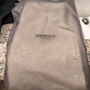 Essentials Medium Gray oatmeal essential